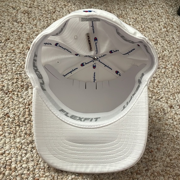 Men’s White Champion Flexfit Hat - Picture 3 of 6